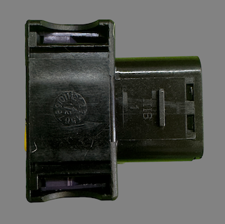 24 pin connector suits EMU Classic ECU's